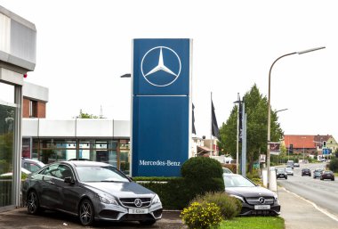 Schwabach, Almanya 8 Ağustos 2017, Mercedes-Benz. Mercedes-Benz, Alman otomobil üreticisi..