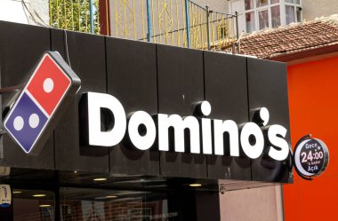 Ankara, Türkiye: Domino 's bir Amerikan pizza restoran zinciri. Avustralyalı ana bayii Domino 's Pizza Enterprises 1500' den fazla restoran işletiyor..