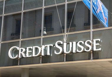 Basel, SWitzERLAND - 1 Temmuz 2019: CREDIT SUISSE önde gelen küresel finans hizmetleri şirketlerinden biridir.