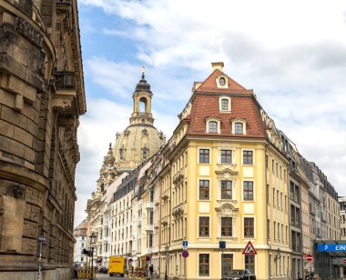 Dresden, Almanya 'da Dresden Frauenkirche (Saksonya Evanjelik-Lüteryen Kilisesi) Manzarası.