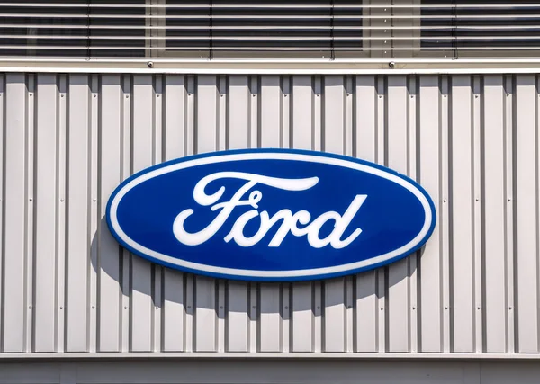 Schwabach Germania Ford Rivenditore Centro — Foto Stock