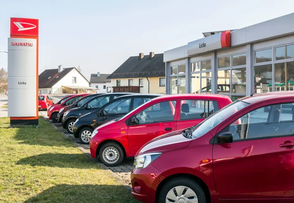 Schwandorf Niemcy Marze23 Samochody Marki Daihatsu Rzędu Salonie Schwandorfie — Zdjęcie stockowe