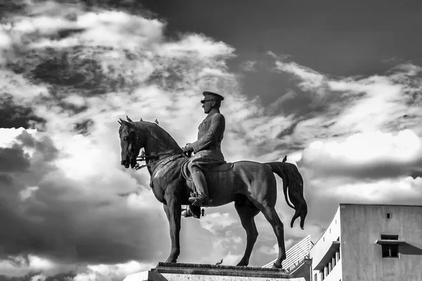 Estátua Ataturk Fundador Turquia Moderna Capital Ancara Praça Ulus — Fotografia de Stock