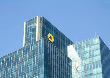 FRANKFURT, ALMAN: COMERZBANK Frankfurt, Almanya. Commerzbank AG bir Alman küresel bankacılık ve finans hizmetleri şirketidir..