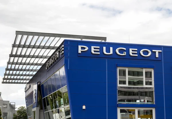 Nurnberg Německo Peugeot Car Dealer Peugeot Francouzský Výrobce Automobilů — Stock fotografie