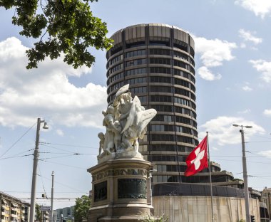 Basel, SWitzERLAND: Uluslararası Yerleşim Bankası BIS, 1903 yılından beri Basel 'de faaliyet gösteren 60 merkez bankasına ait uluslararası finans kuruluşunun kulesi..