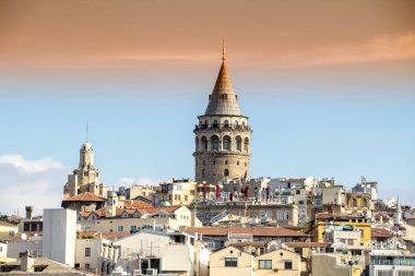 Türkiye 'de Galata Kulesi ile İstanbul kenti manzarası