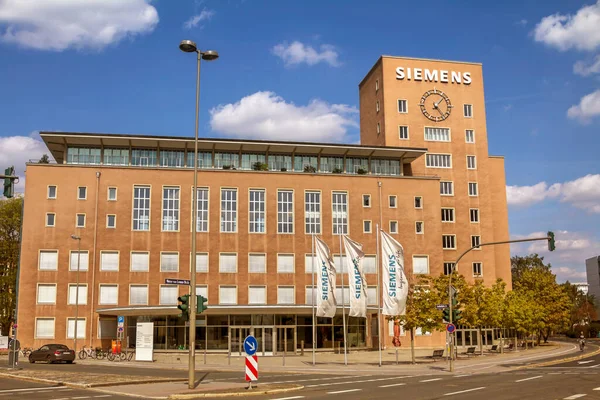 Erlangen Deutschland Siemens Unterzeichnet Siemens Ist Ein 1847 Gegründetes Deutsches — Stockfoto