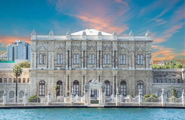 Istanbul Turkey Dolmabahce Palace Palace Ordered Ottoman Empire 31St Sultan — Stock Photo, Image