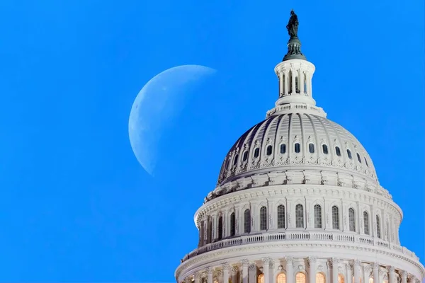 Здание Капитолия Вашингтоне — стоковое фото