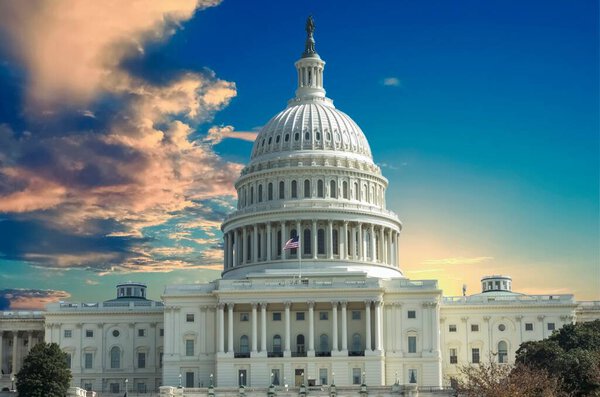 Здание Капитолия в Вашингтоне