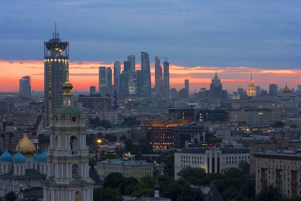 Moscovo Cidade Pôr Sol Fotos Tiradas Telhado Casa Verão 2018 — Fotografia de Stock