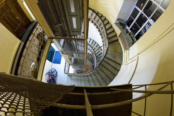 Frente Bonita Edifício Residencial Comum Moscou Filmagem Filmada Nas Escadas — Fotografia de Stock