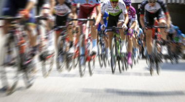 Chiavari, İtalya - 24 Mayıs 2018: bisiklet Akıncılar, dünya ünlü bisiklet turnuvada yapan bir grup İtalya Bisiklet turu biliyorum. Halka açık bir yerde çekilmiş fotoğrafı.