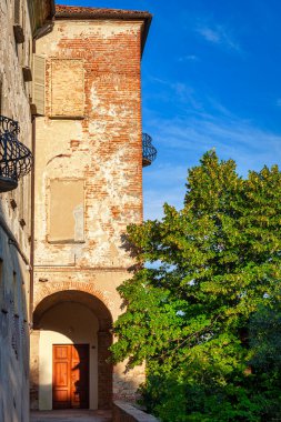 Crea Sığınağı 'nın dini binaları, Monferrato tepeleri üzerinde küçük Hıristiyan kutsal kompleksi (Kuzey İtalya, Piedmont şaraphane bölgesi, Alessandria Eyaleti), 2014 yılından bu yana UNESCO.