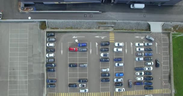 Cima Para Baixo Vista Aérea Pássaro Estacionamento Grande Carro Supermercado — Vídeo de Stock