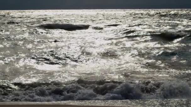 Обои Движения Катящихся Океанских Волн Бурном Солнечном Дневном Замедленном Движении — стоковое видео