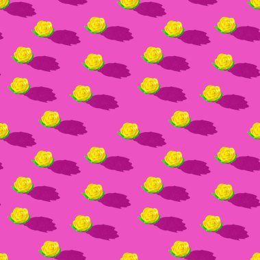 Çiçeklerle kusursuz desenlerin çizimi