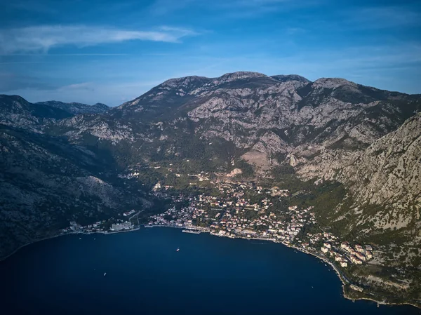 La ciudad de Montenegro desde la cima —  Fotos de Stock