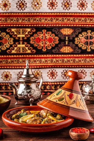 Tagine Marocain A L Agneau Images Libres De Droit Photos De Tagine Marocain A L Agneau Page 2 Depositphotos