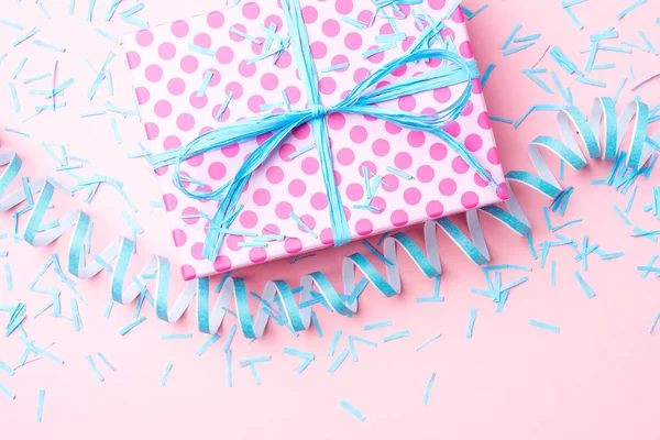 Birthday Background Pink Dotted Gift Box Serpentine Confetti Close — Stock Photo, Image