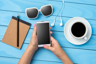 Akıllı telefon kullanarak eller atış kapatmak