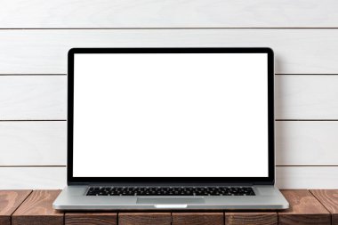 Modern laptop ile temizleyin beyaz ekran