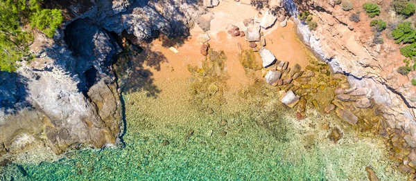 Veduta Aerea Della Spiaggia Sabbiosa Con Rocce Acque Turchesi Chiare — Foto Stock