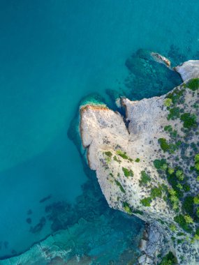 Yukarıdan Akdeniz deniz kıyısı