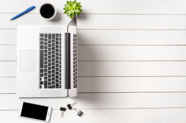 Kopyalama alanı ile ofis masaüstü görüntüsü