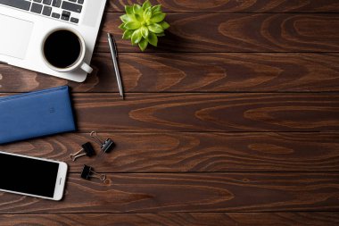 Dizüstü bilgisayar ile office masaüstü'nün genel gider atış