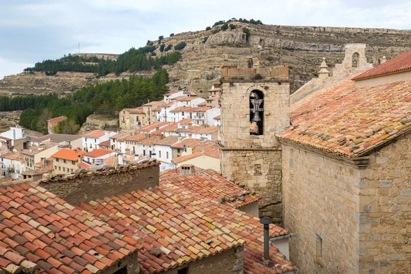 Ares del Maestre, tipik İspanyol mimarisi Old town adlı görüntülemek.
