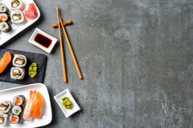 Japon Suşi kümesi. Üstten görünüm