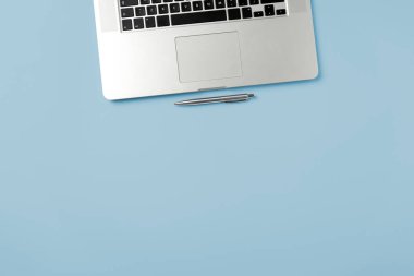 İş geçmişi modern dizüstü bilgisayar ile