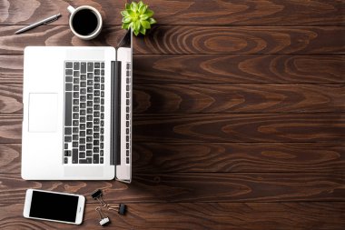 Dizüstü bilgisayar ile office masaüstü'nün genel gider atış