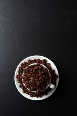 Kavrulmuş kahve çekirdekleri. Yakın çekim