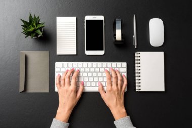 Zarif office masaüstü. Üstten görünüm