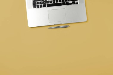 İş geçmişi. Üstten görünüm