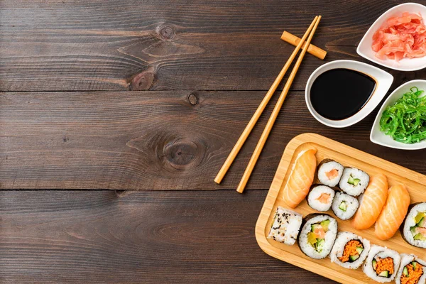 Buntes Sushi Auf Hintergrund Mit Copyspace — Stockfoto