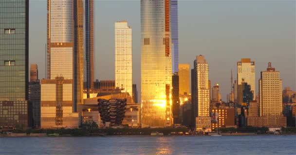 View Hudson Yards Skyline Lincoln Harbor Sunset — Stock Video