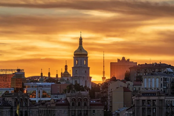 Київ Україна Серпня 2020 Барвистий Захід Сонця Площі Незалежті Софією — стокове фото