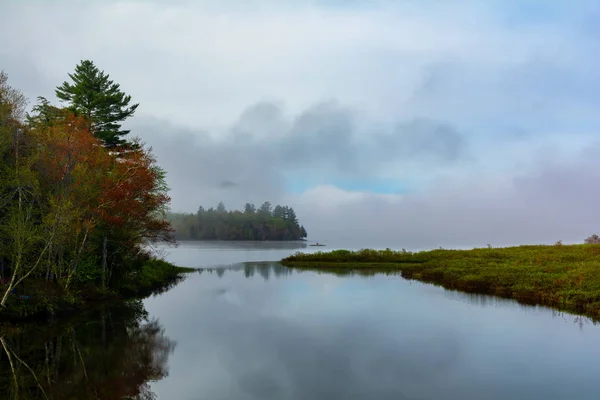 Nebel Über Dem Berg Lewey Lake New York — Stockfoto