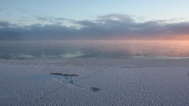 Nehir, buz, günbatımı, Ob depo, Sibirya, Rusya oluşumu suyun donma sırasında buharlaşma 