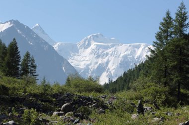 Mt huso Katunsky Ridge, Altay Dağları, Rusya'nın görünümü
