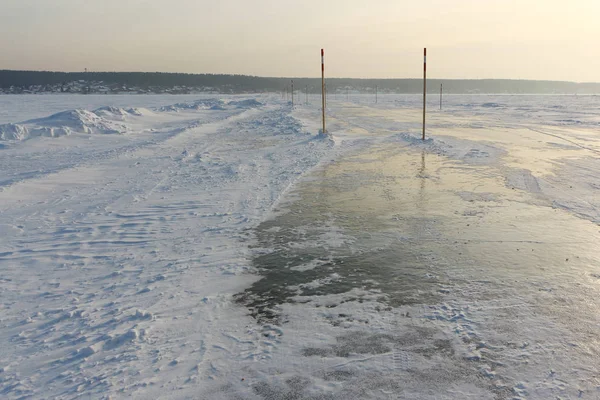 Ijs Road Rivier Oversteken Het Reservoir Van Novosibirsk Regio West — Stockfoto