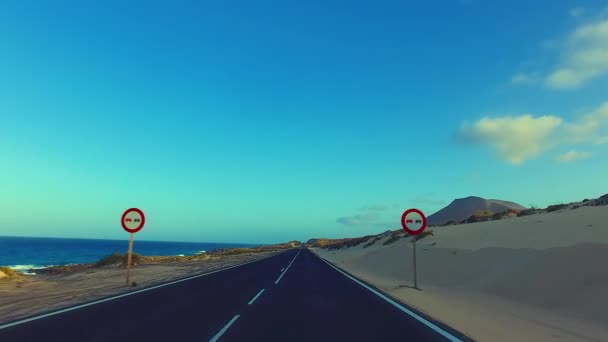 Проезд Прибрежной Дороге Через Национальный Парк Корралехо Фуэртевентура Испания Установленным — стоковое видео