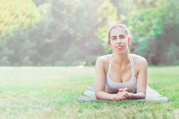 Close Shot Young Woman Practicing Yoga Nature Lying Green Grass — Stock Photo, Image