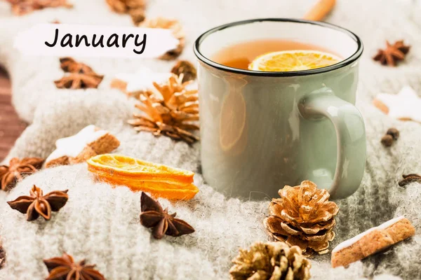 Fondo Invierno Taza Caliente Con Especias Naranja Canela Anís Galletas —  Fotos de Stock