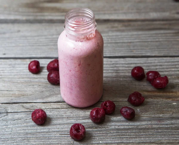 Smoothie Plátano Saludable Albañil Frasco Sobre Fondo Madera Rústica —  Fotos de Stock