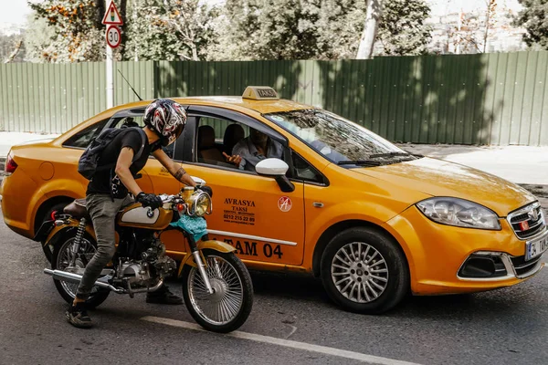 Istanbul Turkey September 2018 Road Taxi Driver Motorcycle Same Yellow — Stock Photo, Image